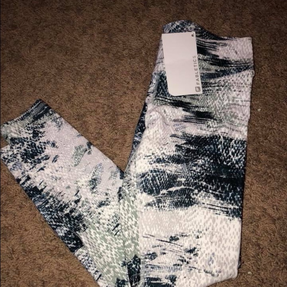 Fabletics leggings NWT